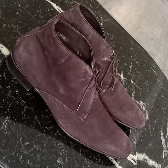 Mezlan made in Spain 1968 model which is very high line of Mezlan suede boots. - Picture 3 of 8